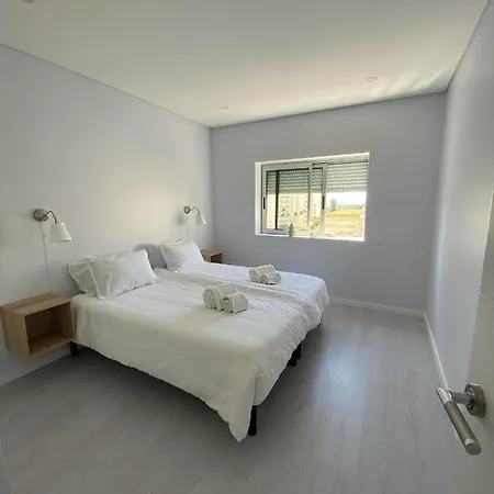Bright Light Apartment